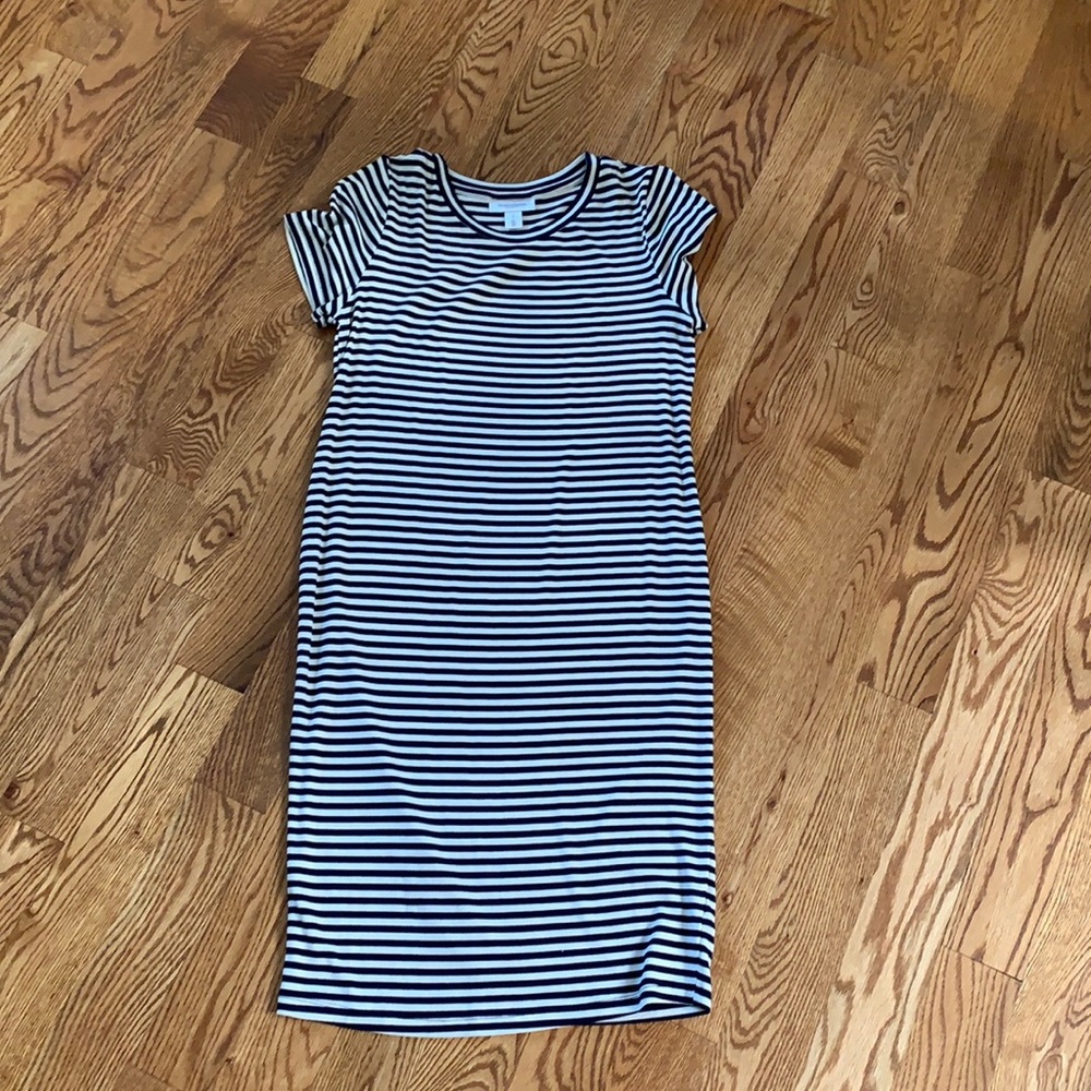 Motherhood maternity dress size large